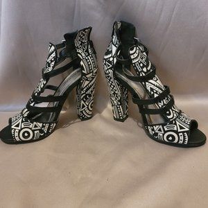 Bamboo Batik Print Strappy Heel